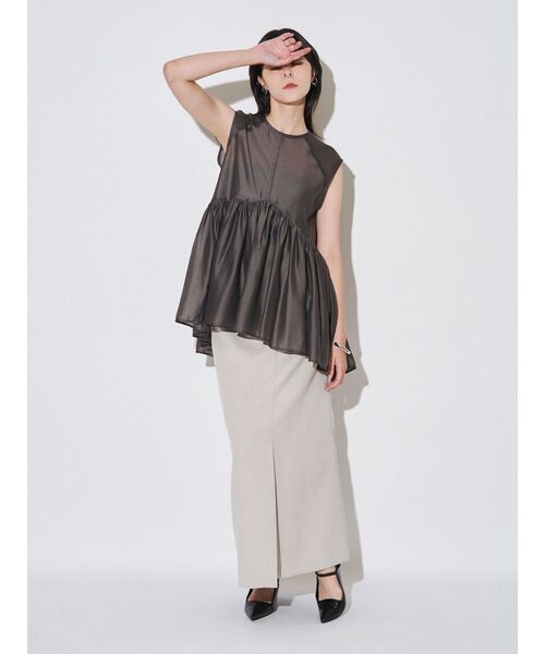 ELENDEEK（エレンディーク）の「シアーペプラムブラウス（シャツ/ブラウス・レディース・オフホワイト/チャコールグレー/マスタード・FREE）」の14枚目の写真