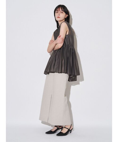 ELENDEEK（エレンディーク）の「シアーペプラムブラウス（シャツ/ブラウス・レディース・マスタード/オフホワイト/チャコールグレー・FREE）」の20枚目の写真