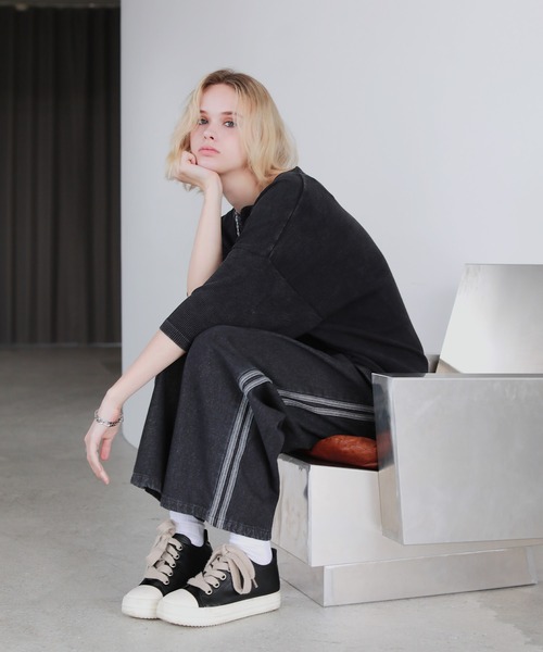 ROCHEM(ローシェン)の「カーブシルエットサイドラインデニム(デニムパンツ・メンズ・ブラック/ブルー・XS/S/M/L)」の14枚目の写真