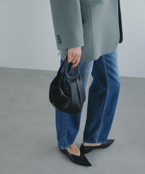 MANOF(マノフ)の「HANDLE MOON BAG(ハンドバッグ・レディース・ブラウン/ブラック・FREE)」の2枚目の写真