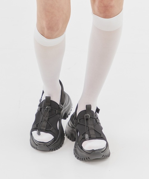 STUDIOUS（ステュディオス）の「【STUDIOUS/ステュディオス】《走れる8㎝ソール》Sneaker Sole Sandals/スニーカーソールサンダル/スポサン/厚底サンダル（サンダル・レディース・ブラック・1/2）」の10枚目の写真