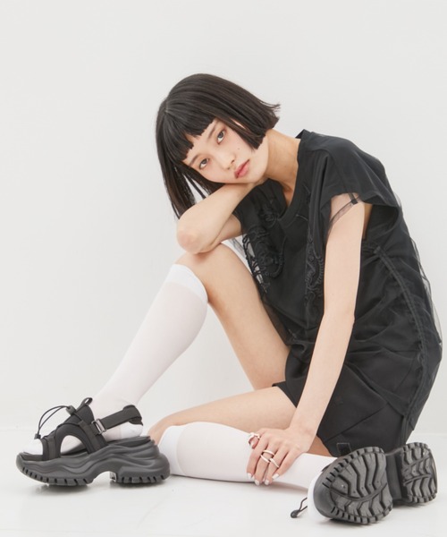 STUDIOUS（ステュディオス）の「【STUDIOUS/ステュディオス】《走れる8㎝ソール》Sneaker Sole Sandals/スニーカーソールサンダル/スポサン/厚底サンダル（サンダル・レディース・ブラック・1/2）」の6枚目の写真