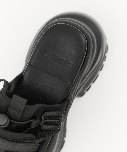 STUDIOUS ブラック 厚底サンダル STUDIOUS サンダル 「STUDIOUS/ステュディオス」「走れる8cm