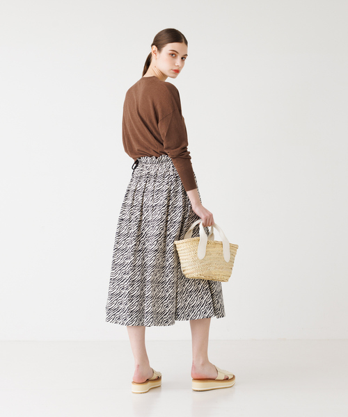 DESIGNWORKS（デザインワークス）の「Li/Cロングスリーブプルオーバー（ニット/セーター・レディース・ブラウン/ブラック・38）」の14枚目の写真