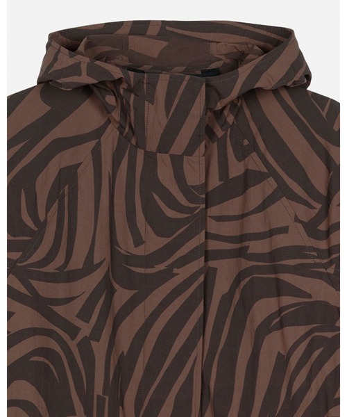 marimekko（マリメッコ）の「Musteet Jokuraita / coat（ナイロンジャケット・レディース・モカ・X-SMALL/SMALL/MEDIUM）」の8枚目の写真