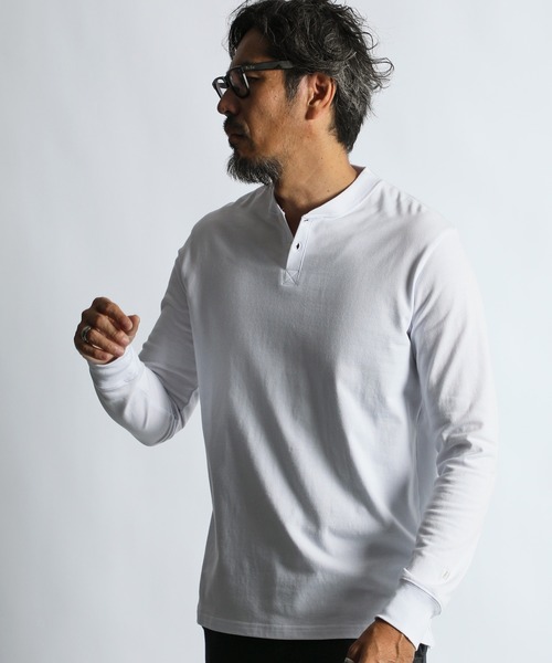 The DUFFER of ST.GEORGE(ザダファーオブセントジョージ)の「ACROCLEAR SHIELD NECK HENLEY TEE:消臭機能『アクロクリア』シールドネック ヘンリーロンTEE(Tシャツ/カットソー・メンズ・ホワイト・X-LARGE/LARGE/MEDIUM/SMALL)」の1枚目の写真
