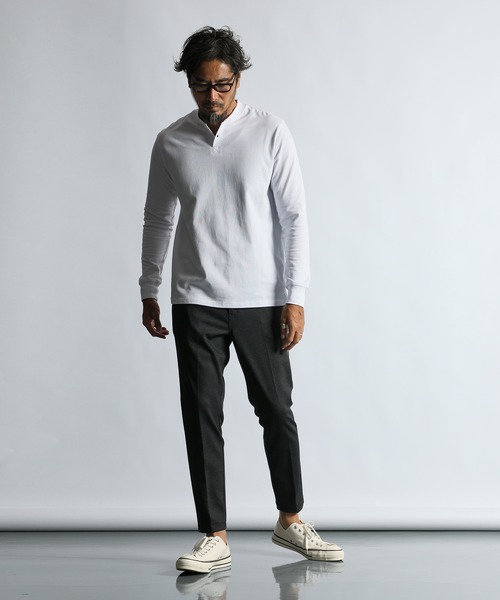 The DUFFER of ST.GEORGE(ザダファーオブセントジョージ)の「ACROCLEAR SHIELD NECK HENLEY TEE:消臭機能『アクロクリア』シールドネック ヘンリーロンTEE(Tシャツ/カットソー・メンズ・ホワイト・X-LARGE/LARGE/MEDIUM/SMALL)」の6枚目の写真