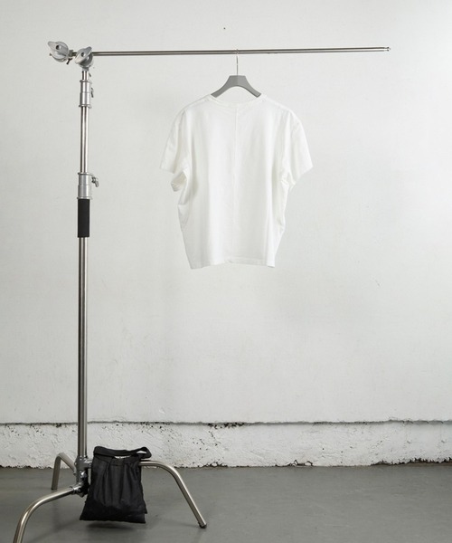 NVRFRGT(ネヴァーフォーゲット)の「HALF SLEEVE T-SHIRT(Tシャツ/カットソー・メンズ・ホワイト/ブラック・1/2)」の3枚目の写真
