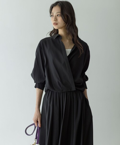組曲(クミキョク)の「バウンディングシャーティングカシュクール ブラウス(シャツ/ブラウス・レディース・ブラック系/グレー系/アイボリー系・6/5/7)」の15枚目の写真