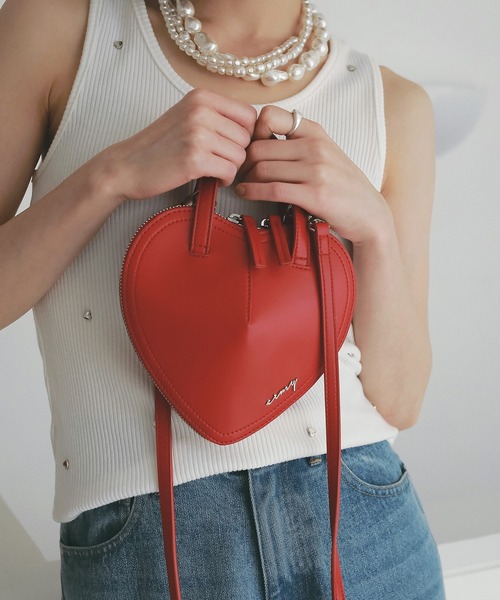 EIMY ISTOIRE（エイミーイストワール）の「ハートミニショルダーバッグ（ショルダーバッグ・レディース・レッド/シルバー/ブラック・F）」の4枚目の写真