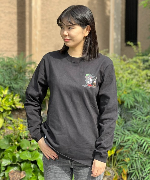 CHUMS(チャムス)の「【CHUMS】かせきさいだぁ アラカルト2 Brushed L/S T(Tシャツ/カットソー・メンズ・ブラック/ホワイト・LARGE/MEDIUM/X-LARGE)」の2枚目の写真