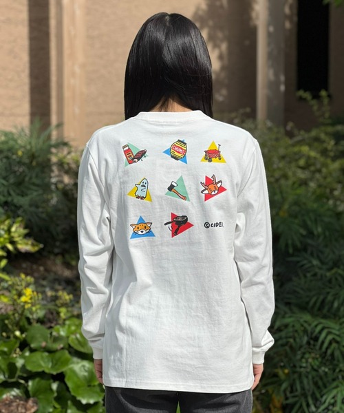 CHUMS(チャムス)の「【CHUMS】かせきさいだぁ アラカルト2 Brushed L/S T(Tシャツ/カットソー・メンズ・ブラック/ホワイト・LARGE/MEDIUM/X-LARGE)」の4枚目の写真