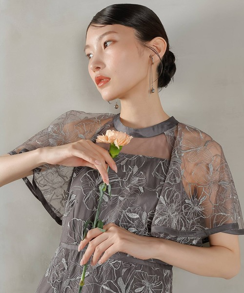 Kana(カナ)の「フレアスリーブ 花柄刺繍レース パーティー ドレス 結婚式 お呼ばれ オケージョンドレス(ドレス・レディース・チャコールグレー/ライトグレー/ブラウン・M)」の12枚目の写真