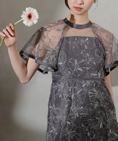 Kana(カナ)の「フレアスリーブ 花柄刺繍レース パーティー ドレス 結婚式 お呼ばれ オケージョンドレス(ドレス・レディース・チャコールグレー/ライトグレー/ブラウン・M)」の5枚目の写真