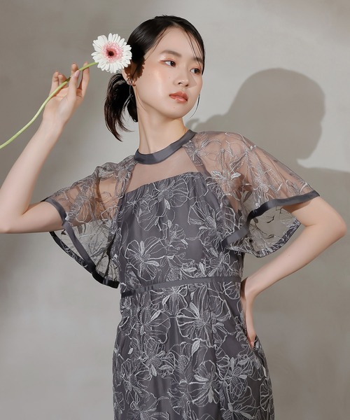 Kana(カナ)の「フレアスリーブ 花柄刺繍レース パーティー ドレス 結婚式 お呼ばれ オケージョンドレス(ドレス・レディース・チャコールグレー/ライトグレー/ブラウン・M)」の6枚目の写真