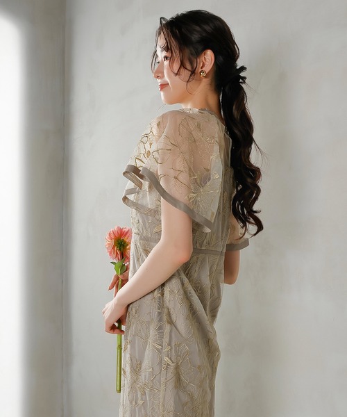Kana(カナ)の「フレアスリーブ 花柄刺繍レース パーティー ドレス 結婚式 お呼ばれ オケージョンドレス(ドレス・レディース・チャコールグレー/ライトグレー/ブラウン・M)」の19枚目の写真
