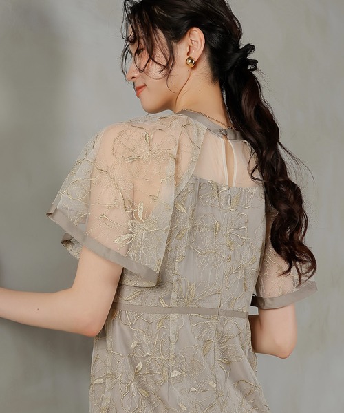 Kana(カナ)の「フレアスリーブ 花柄刺繍レース パーティー ドレス 結婚式 お呼ばれ オケージョンドレス(ドレス・レディース・チャコールグレー/ライトグレー/ブラウン・M)」の20枚目の写真