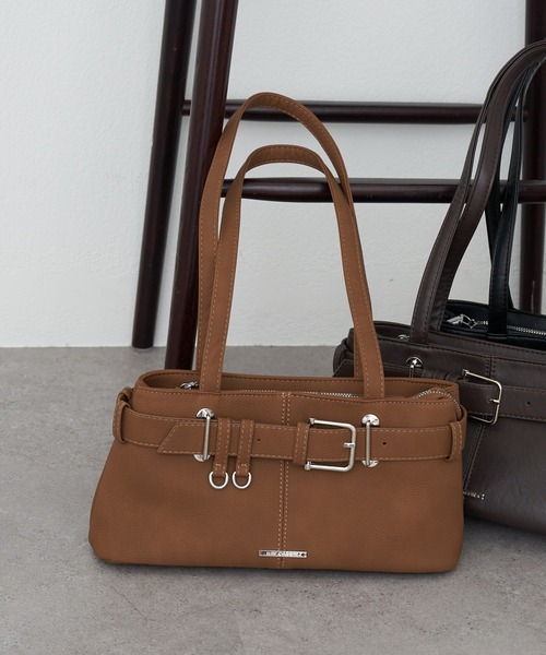 RAY CASSIN（レイカズン）の「ベルト付ショルダーバッグ（ショルダーバッグ・レディース・ブラック/ブラウン/キャメル・FREE）」の3枚目の写真