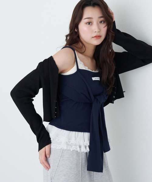 RAY CASSIN（レイカズン）の「レイヤードデザインキャミ（キャミソール・レディース・カーキ/ブラウン系その他2/グレー/ネイビー・FREE）」の4枚目の写真