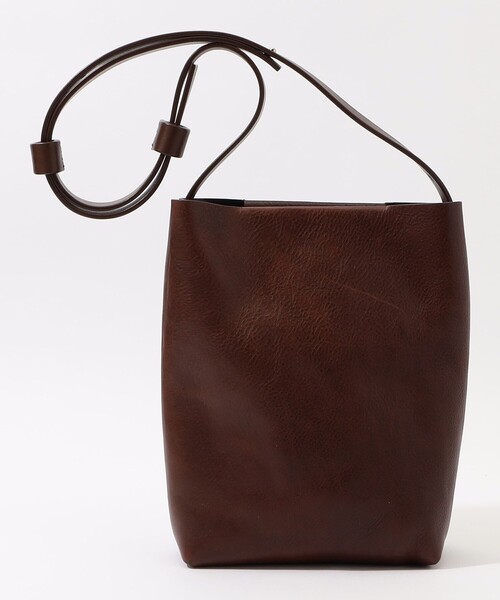 TOMORROWLAND （トゥモローランド）の「ARRHE STUDIO レザーショルダーバッグ（ショルダーバッグ・レディース・ダークブラウン/ブラック・FREE）」の5枚目の写真