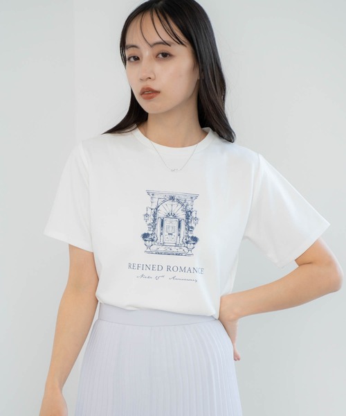 NOELA(ノエラ)の「ロゴエンブレムTシャツ(Tシャツ/カットソー・レディース・オフホワイト/ブラック・フリー)」の1枚目の写真