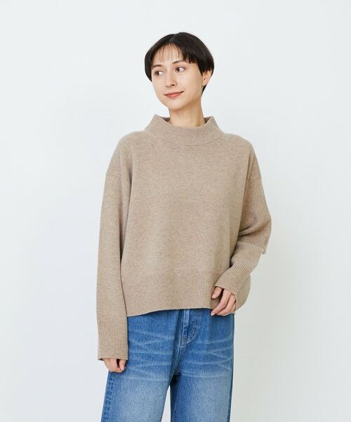 LOISIR（ロワズィール）の「メリノウール天竺モックネックプルオーバー（ニット/セーター・レディース・ネイビー/オレンジ/ベージュ/オリーブ・FREE）」の2枚目の写真