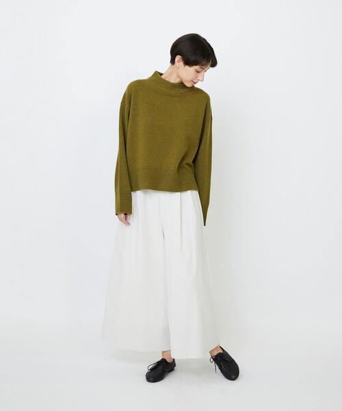 LOISIR（ロワズィール）の「メリノウール天竺モックネックプルオーバー（ニット/セーター・レディース・ネイビー/オレンジ/ベージュ/オリーブ・FREE）」の14枚目の写真