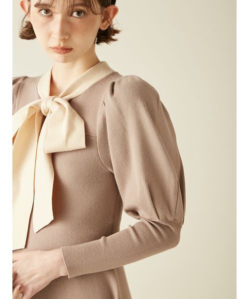 新作新品タグ付き　リリーブラウン♡ボウタイリボンニットワンピース ボウタイリボンニットワンピース(ニットワンピース)｜ワンピース｜LILY