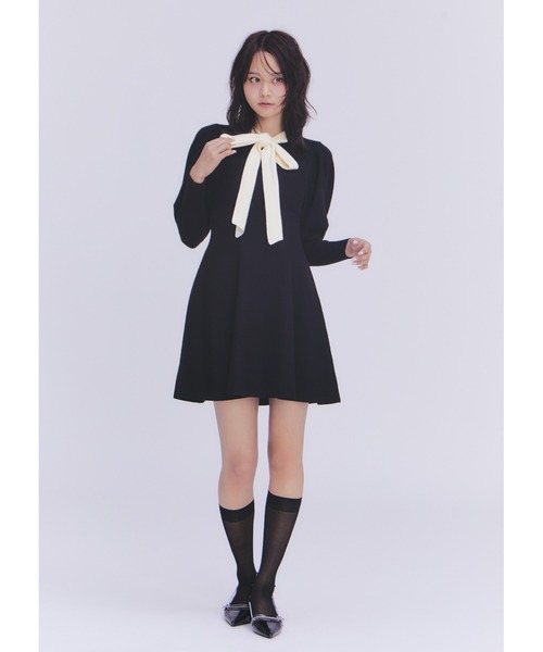 ボウタイリボンニットワンピース（ワンピース）｜LILY BROWN（リリー