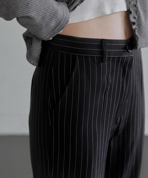 UNE MANSION（ユヌマンション）の「【UNE ORIGINAL】【低身長 / 高身長用 サイズ＆丈が選べるスラックス , 男女兼用/UNISEX】】【 3color ／ ３size／ 3lengths 】【 足長効果あり】ベーシックストライプワイドスラックス（スラックス・レディース・グレー/ブラック/ネイビー・L-Short/M-Long/M-Short/S-Long/S-Regular/S-Short/M-Regular/L-Long/L-Regular）」の11枚目の写真