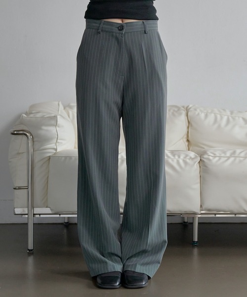 UNE MANSION（ユヌマンション）の「【UNE ORIGINAL】【低身長 / 高身長用 サイズ＆丈が選べるスラックス , 男女兼用/UNISEX】】【 3color ／ ３size／ 3lengths 】【 足長効果あり】ベーシックストライプワイドスラックス（スラックス・レディース・グレー/ブラック/ネイビー・L-Short/M-Long/M-Short/S-Long/S-Regular/S-Short/M-Regular/L-Long/L-Regular）」の13枚目の写真