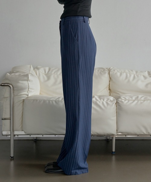 UNE MANSION（ユヌマンション）の「【UNE ORIGINAL】【低身長 / 高身長用 サイズ＆丈が選べるスラックス , 男女兼用/UNISEX】】【 3color ／ ３size／ 3lengths 】【 足長効果あり】ベーシックストライプワイドスラックス（スラックス・レディース・グレー/ブラック/ネイビー・L-Short/M-Long/M-Short/S-Long/S-Regular/S-Short/M-Regular/L-Long/L-Regular）」の19枚目の写真