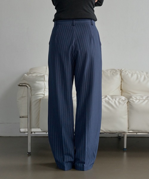 UNE MANSION（ユヌマンション）の「【UNE ORIGINAL】【低身長 / 高身長用 サイズ＆丈が選べるスラックス , 男女兼用/UNISEX】】【 3color ／ ３size／ 3lengths 】【 足長効果あり】ベーシックストライプワイドスラックス（スラックス・レディース・グレー/ブラック/ネイビー・L-Short/M-Long/M-Short/S-Long/S-Regular/S-Short/M-Regular/L-Long/L-Regular）」の20枚目の写真