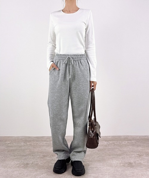 CLOTHY（クロシィ）の「【 Ｓ～3Ｌまで5サイズ展開】ドロストスウェットパンツ（スウェットパンツ・レディース・グレー/ブラック・MEDIUM/LARGE/X-LARGE/XX-LARGE/SMALL）」の11枚目の写真