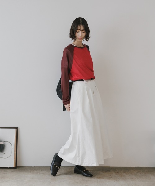 AO2（アオズ）の「Long Skirt with Belt and Two-Tuck Design / ベルト付き ツータックデザインロングスカート（スカート・レディース・グリーン/ホワイト/ブラック・FREE）」の9枚目の写真