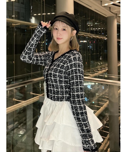 Darich（ダーリッチ）の「ボリュームフリルツイードニットミニワンピース（ワンピース・レディース・ブラウン/ネイビー/ブラック・FREE/FL）」の11枚目の写真