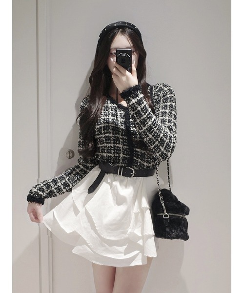 Darich（ダーリッチ）の「ボリュームフリルツイードニットミニワンピース（ワンピース・レディース・ブラウン/ネイビー/ブラック・FREE/FL）」の19枚目の写真