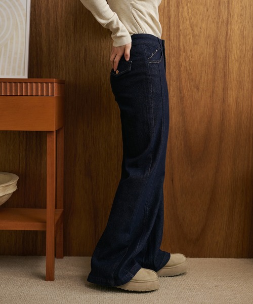 LAULEN（ローレン）の「back pocket flare denim pants /バックポケットフレアデニムパンツ（デニムパンツ・レディース・ネイビー・M/S）」の4枚目の写真