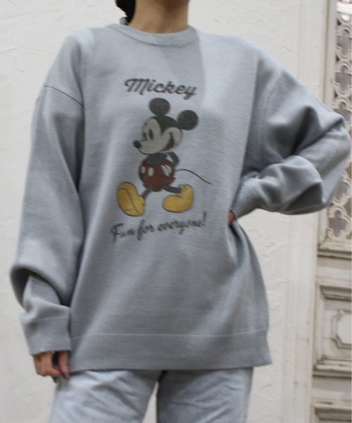 MICKEY MOUSE(ミッキーマウス)の「【DISNEY/ディズニー】ミッキーマウス柄プリント ニットクルーネック(ニット/セーター・レディース・アイボリー/グレイッシュベージュ/サックスブルー/スミクロ・MEDIUM/LARGE)」の10枚目の写真