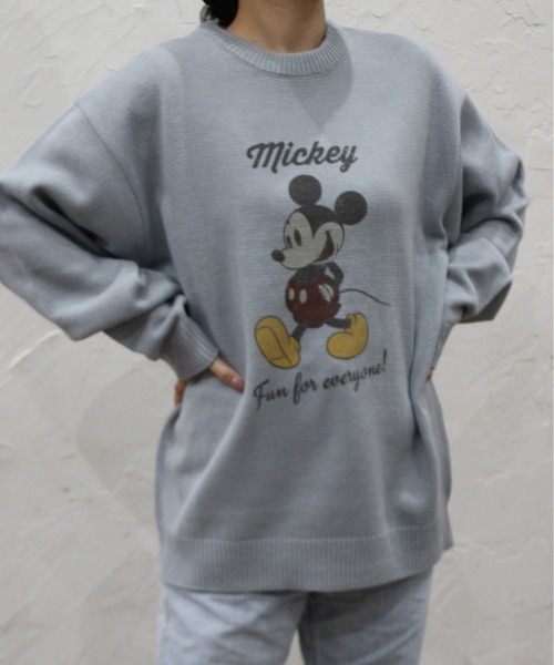 MICKEY MOUSE(ミッキーマウス)の「【DISNEY/ディズニー】ミッキーマウス柄プリント ニットクルーネック(ニット/セーター・レディース・アイボリー/グレイッシュベージュ/サックスブルー/スミクロ・MEDIUM/LARGE)」の13枚目の写真
