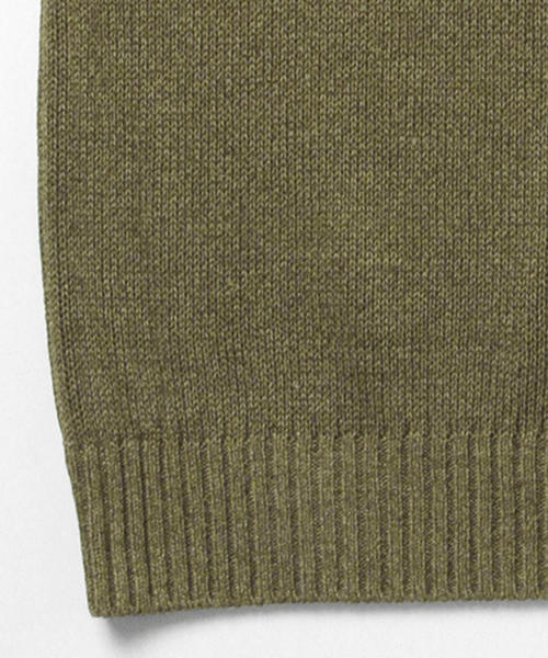 BEAMS PLUS（ビームスプラス）の「BEAMS PLUS / ミリタリー ニットベスト（ベスト・メンズ・オリーブ/ネイビー・SMALL/LARGE/X-LARGE/MEDIUM）」の12枚目の写真