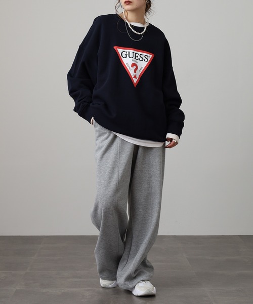 GUESS JEANS(ゲスジーンズ)の「GUESS JEANS GJ CN OS ICONIC TRIANGLE SWEAT ゲス クルーネックスウェットシャツ(スウェット・メンズ・ネイビー/ブラック・S/M/L/XL)」の20枚目の写真