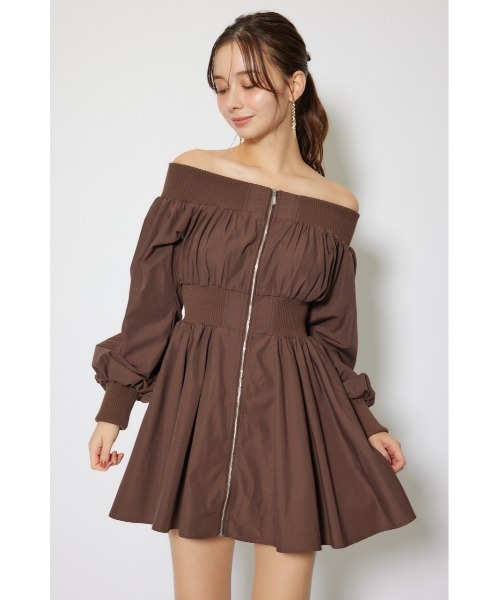 rienda(リエンダ)の「MA-1オフショルロングスリーブミニワンピース 秋服 冬服(ワンピース・レディース・ブラウン/アイボリー/ブラック・MEDIUM/SMALL)」の7枚目の写真