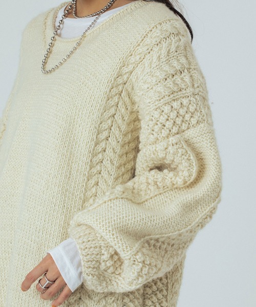ROSE BUD（ローズバッド）の「NEPAL MOTIF KNIT（ニット/セーター