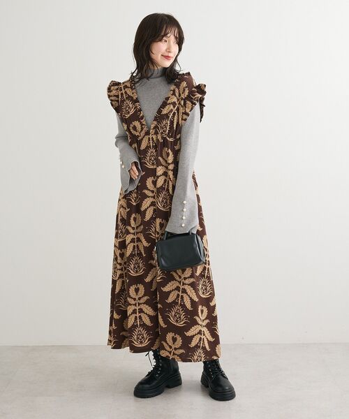 ESCAR（エスカー）の「■ESCAR ボタニカルptフリルエプロンワンピース（ワンピース・レディース・ブラウン/ブラック・FREE）」の11枚目の写真