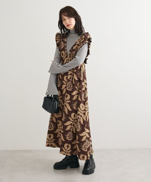 ESCAR（エスカー）の「■ESCAR ボタニカルptフリルエプロンワンピース（ワンピース・レディース・ブラウン/ブラック・FREE）」の12枚目の写真