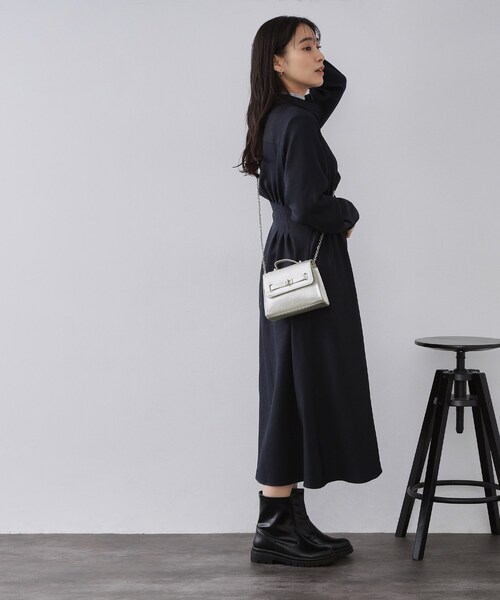 OPAQUE.CLIP（オペークドットクリップ）の「シャイニー合皮スクエアデザインチェーンミニショルダーバッグ（ショルダーバッグ・レディース・ピンクゴールド/シルバー系その他/シルバー/ベビーピンク・00）」の8枚目の写真