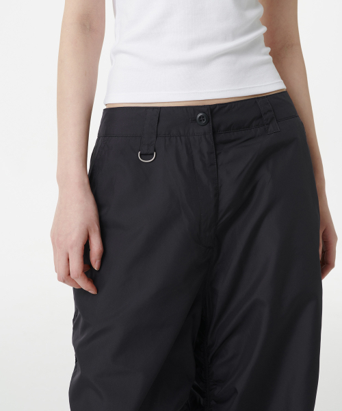 MUSINSA STANDARD WOMAN（ムシンサスタンダードウーマン）の「ウィメンズワイドシャーリングパンツ[ブラック]（その他パンツ・レディース・その他・30/24/26/28）」の4枚目の写真