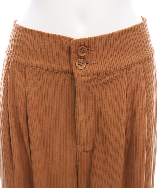 CLEAR BASIC（クリアベーシック）の「コーデュロイストレートパンツ[オフィスカジュアル 着回し抜群 大人]≪AW新作≫（その他パンツ・レディース・アイボリー/ブラウン/キャメル・F/PF）」の12枚目の写真