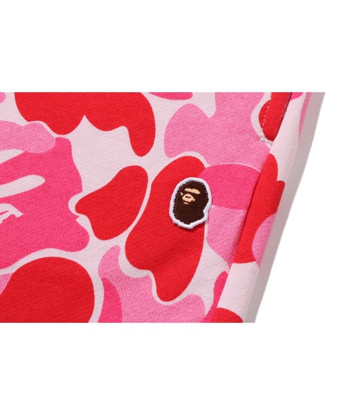A BATHING APE（アベイシングエイプ）の「ABC CAMO APE HEAD ONE POINT SWEAT PANTS（スウェットパンツ・メンズ・グリーン/ピンク/ブルー・LARGE/XX-LARGE/MEDIUM/SMALL/X-LARGE）」の9枚目の写真